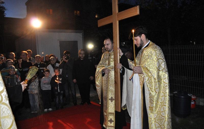 Moment de la slujba punerii pietrei de temelie